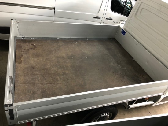 VolksWagen Crafter Pickup (dubbele en enkele cabine) of vergelijkbaar